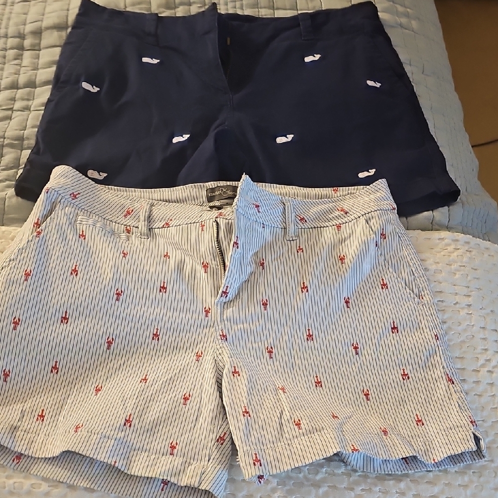 Vineyard Vines Women's Navy and White Shorts Set